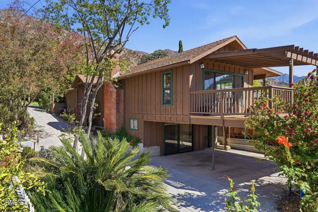 68 W Mira Monte Avenue, Sierra Madre