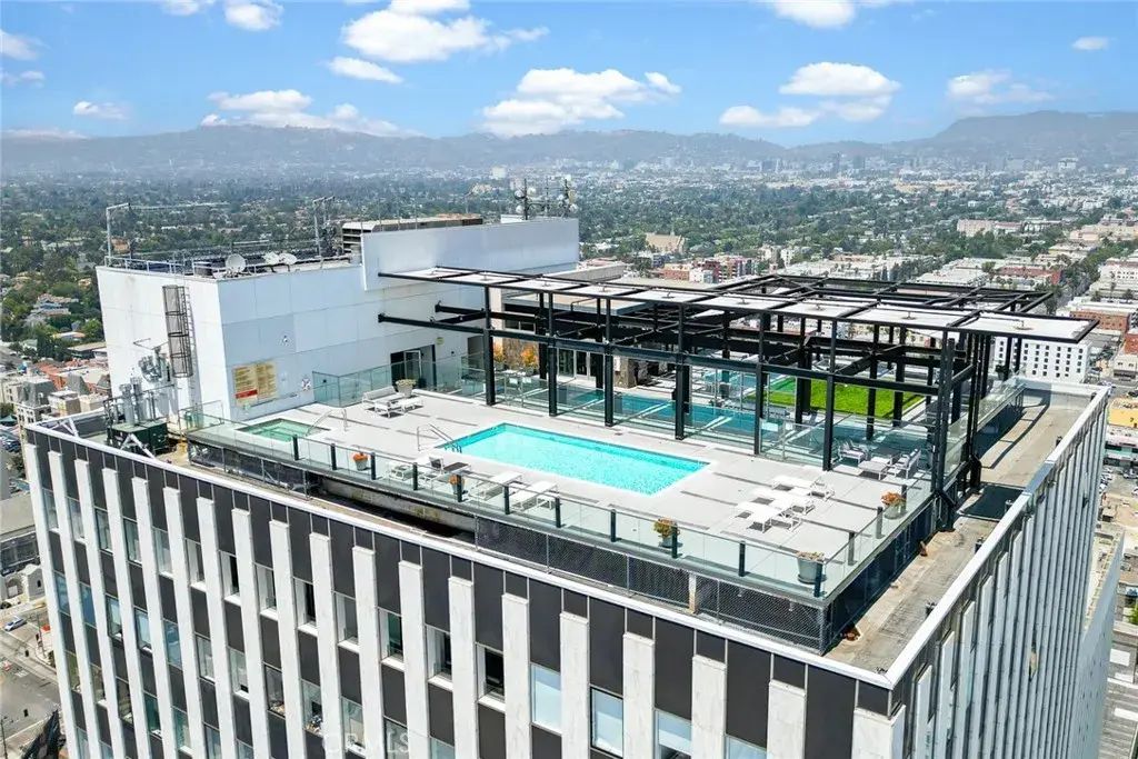 3810 Wilshire Blvd 1811, Los Angeles
