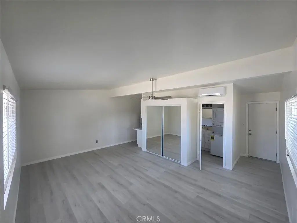 11020 El Amarillo Studio, Fountain Valley