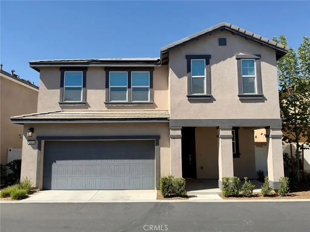 2511 Gunner Ridge, Rialto