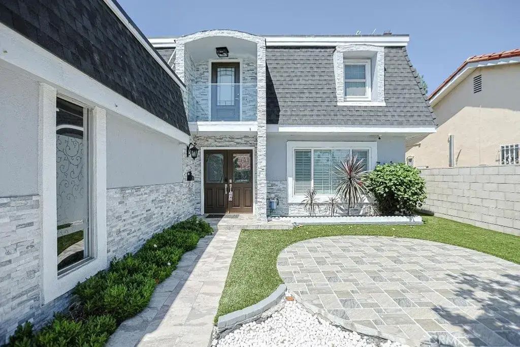 16221 Mount Baden Powell, Fountain Valley