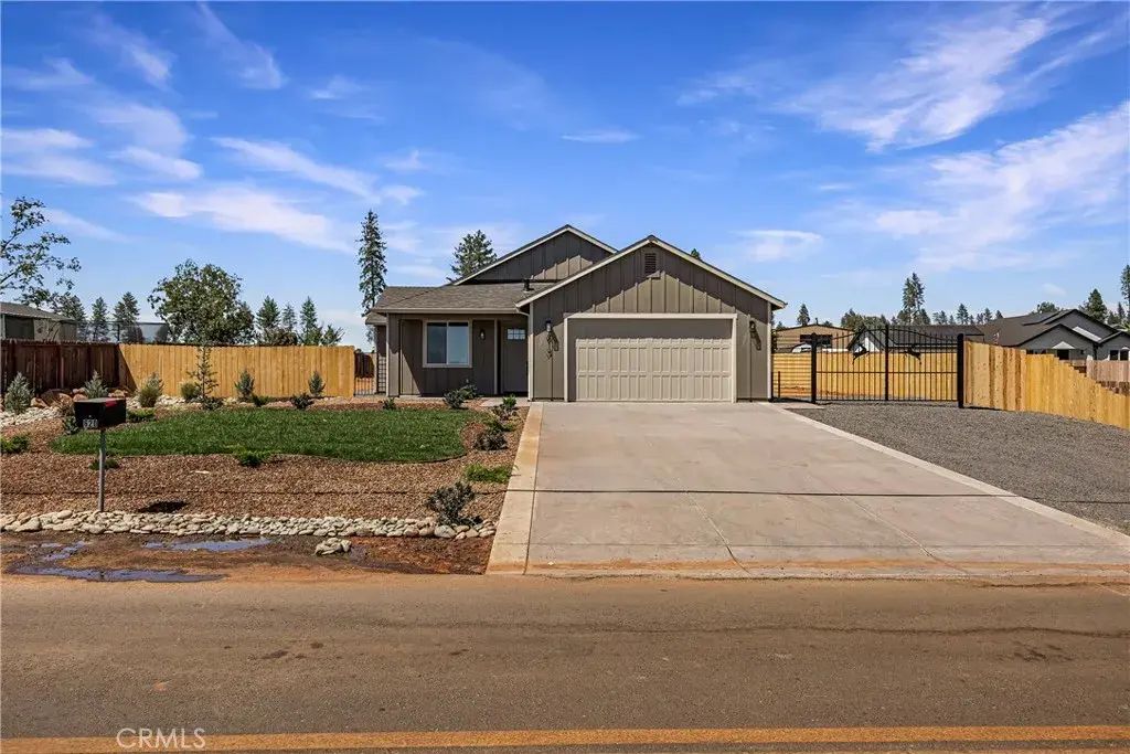 613 Castle Drive, Paradise