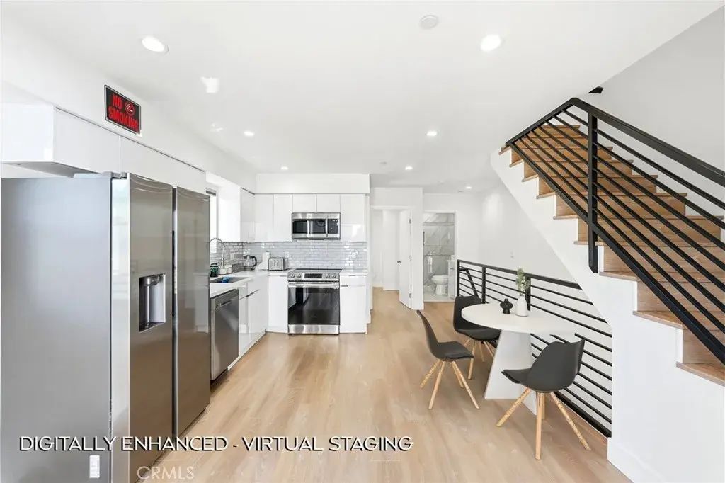 4453 Colfax Avenue, Studio City