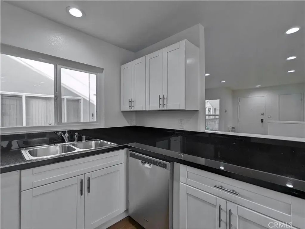 1159 Linden Avenue 1, Glendale