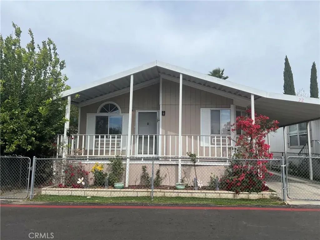 8191 Calabash Ave 22, Fontana