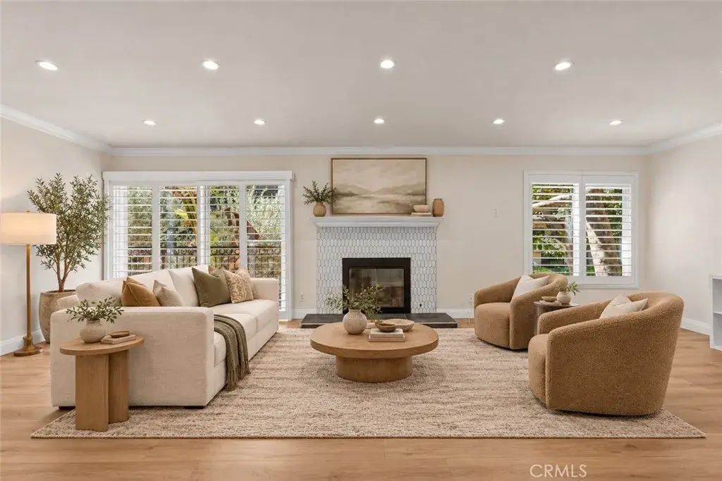 1742 S Bentley, Los Angeles