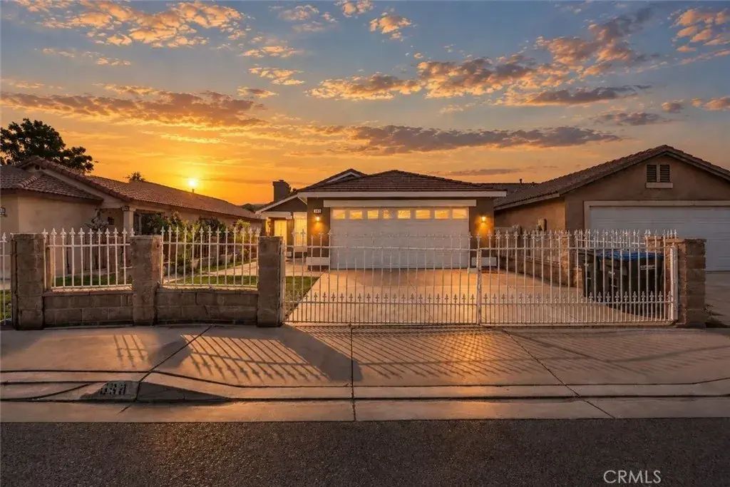 569 Award Drive, Colton