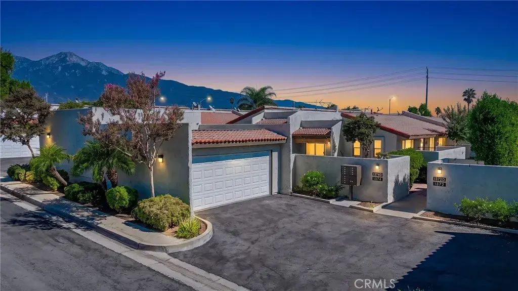 1374 Bouquet D, Upland