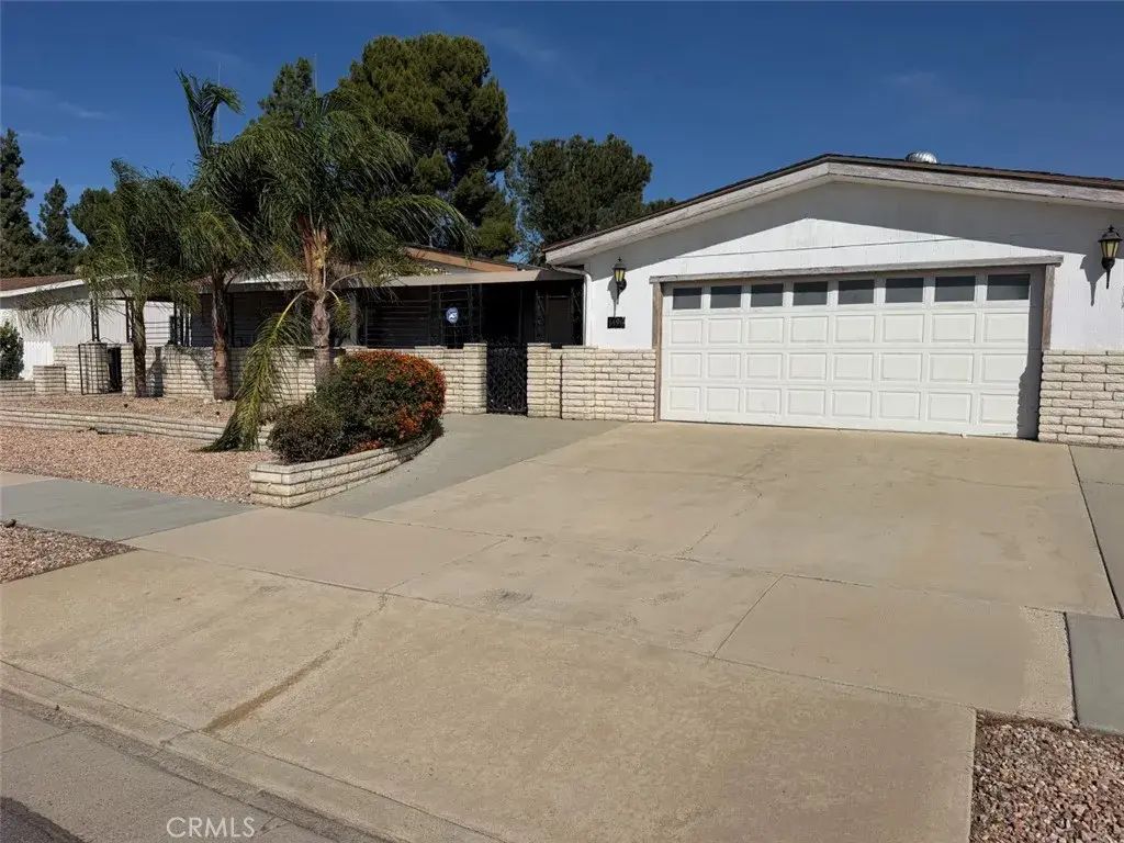 1496 Brentwood Way, Hemet