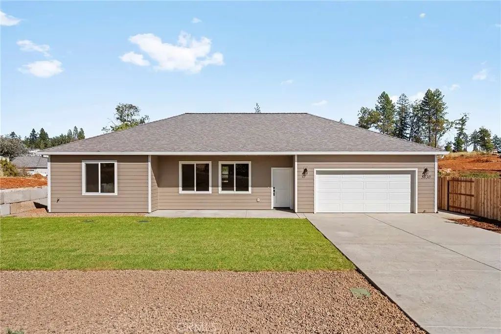 5830 Golden Oaks Road, Paradise