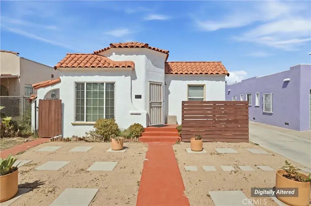 611 W 110th, Los Angeles