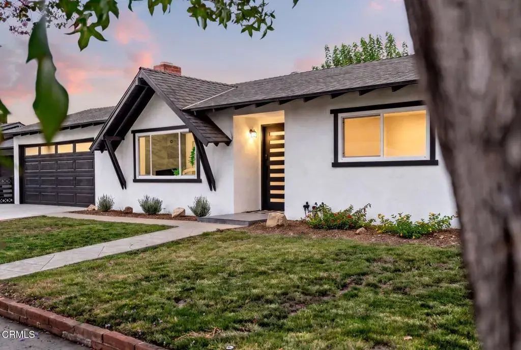 585 Wendy, Newbury Park