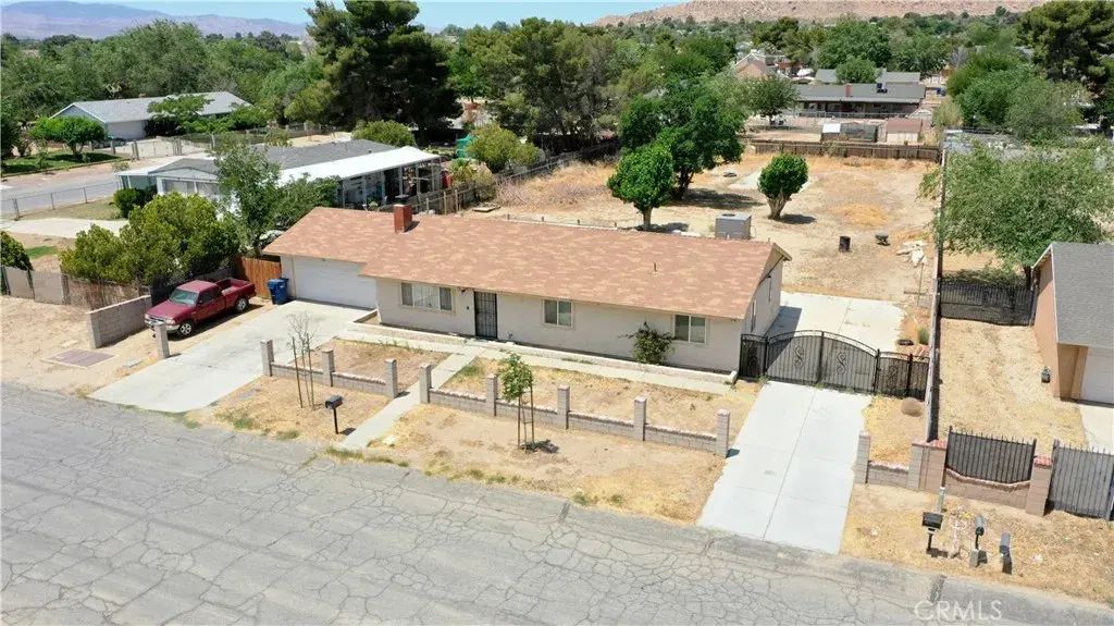 39313 168th East, Lake Los Angeles