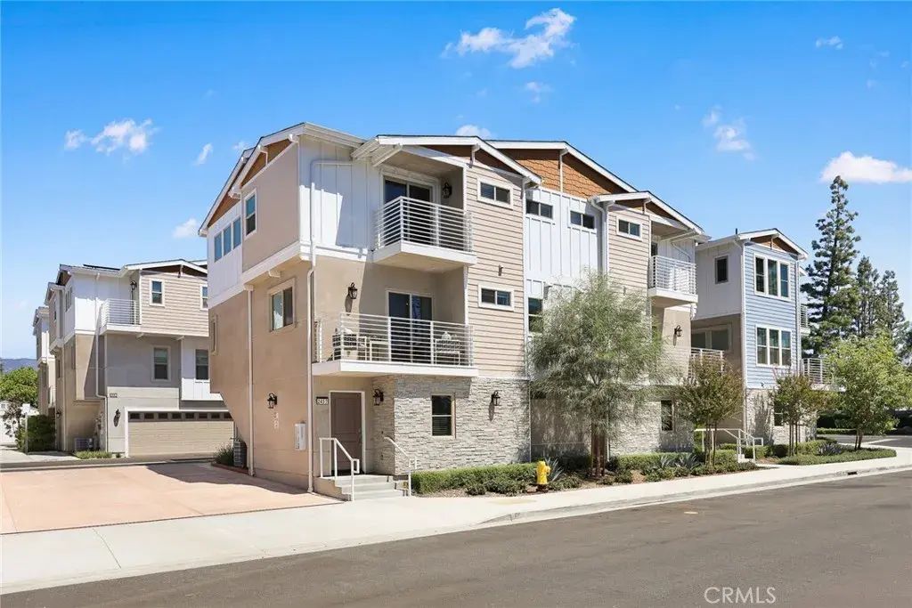 2457 1st Avenue, La Verne