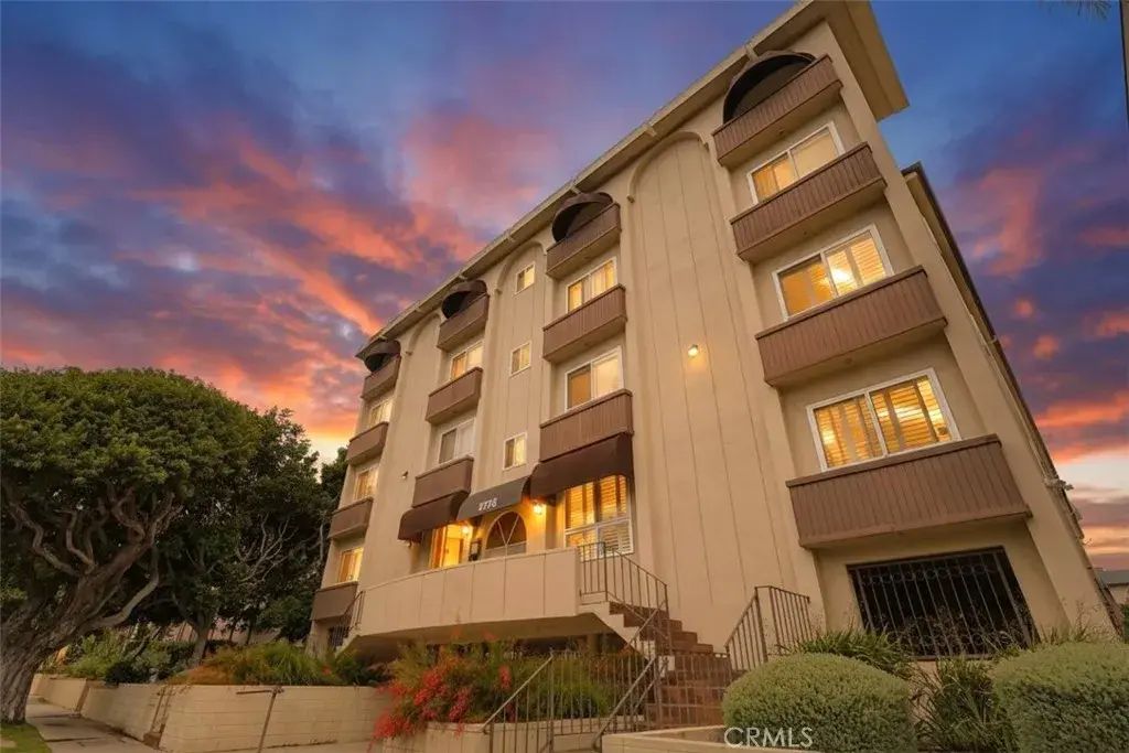 8738 Delgany 301, Playa Del Rey