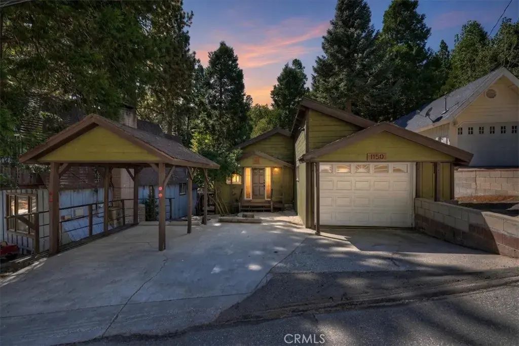 1150 Bear Springs, Rimforest