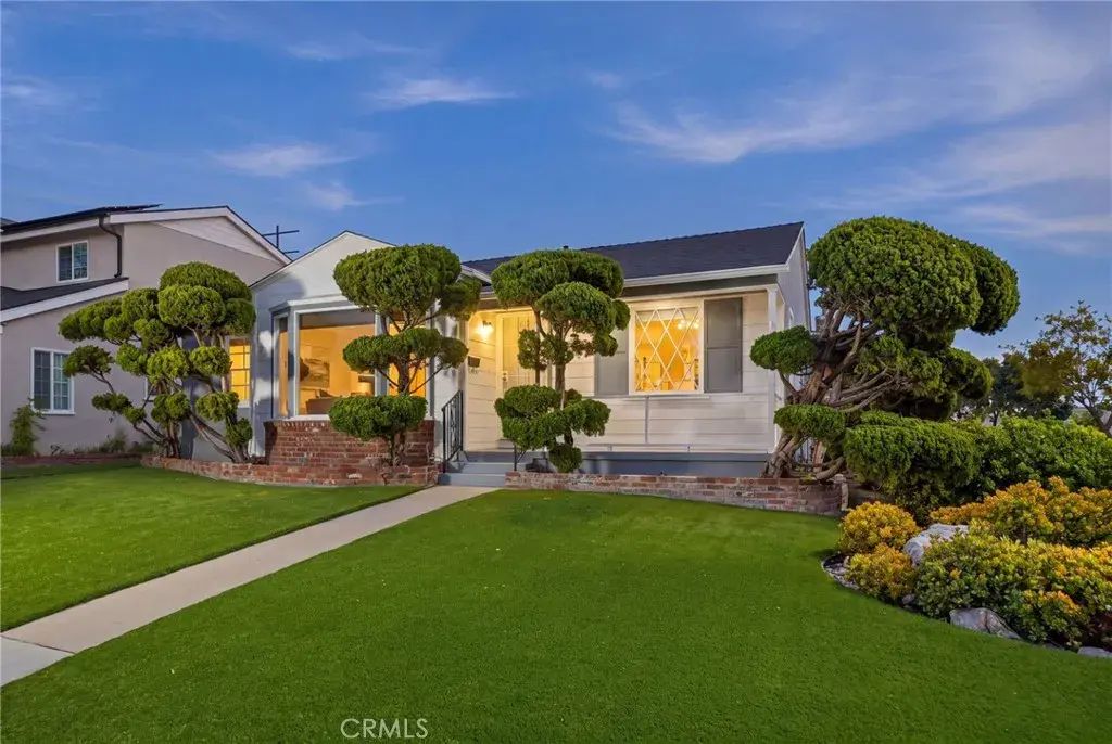 5102 Obispo Avenue, Lakewood