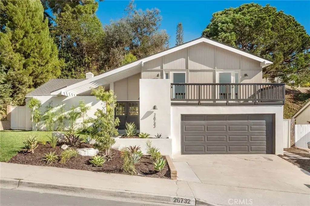 26732 Carretas, Mission Viejo