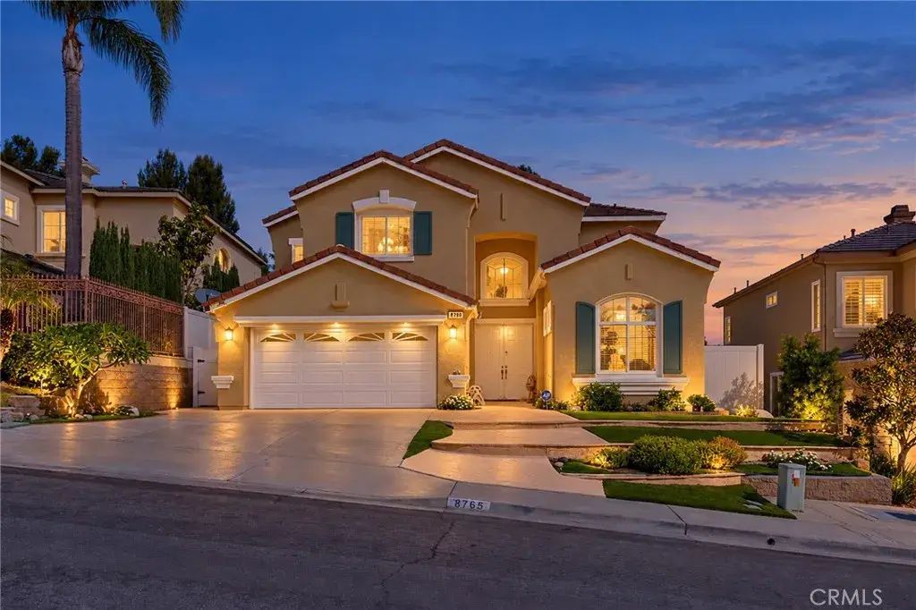8765 E Banner Ridge, Anaheim