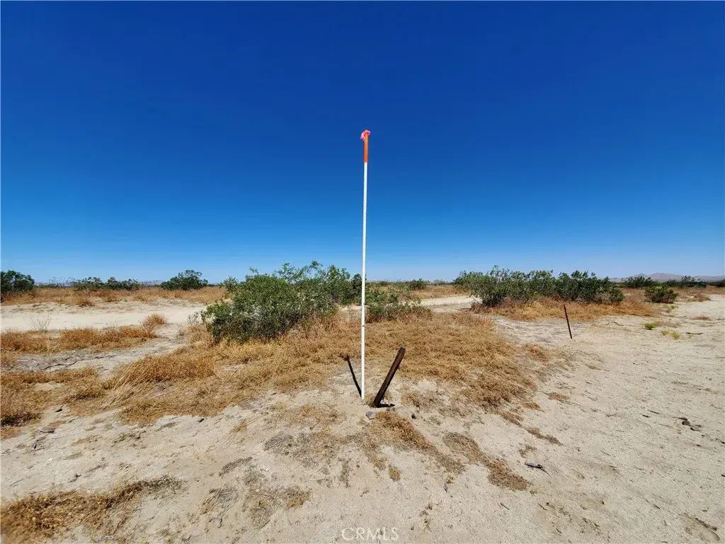 4 200th East, Llano