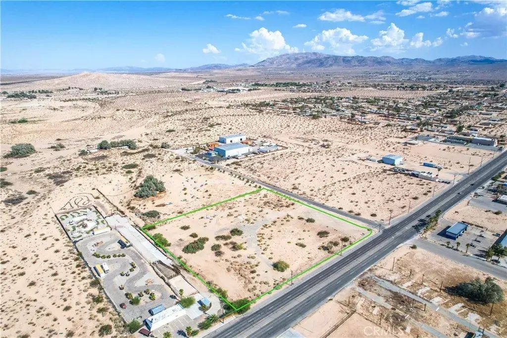4973 Adobe, 29 Palms