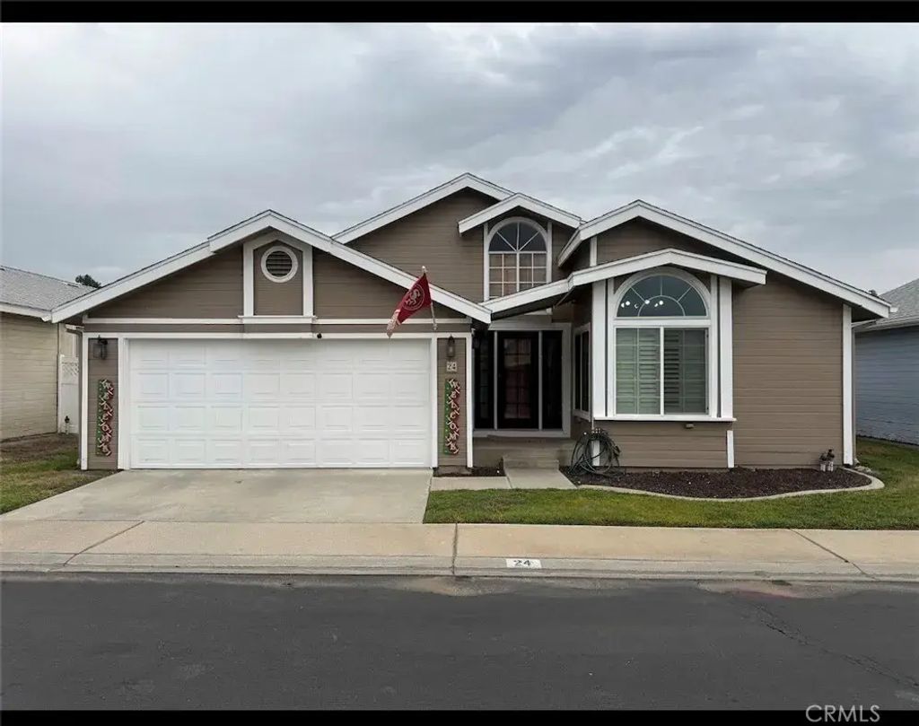 140 W Pioneer Avenue 24, Redlands
