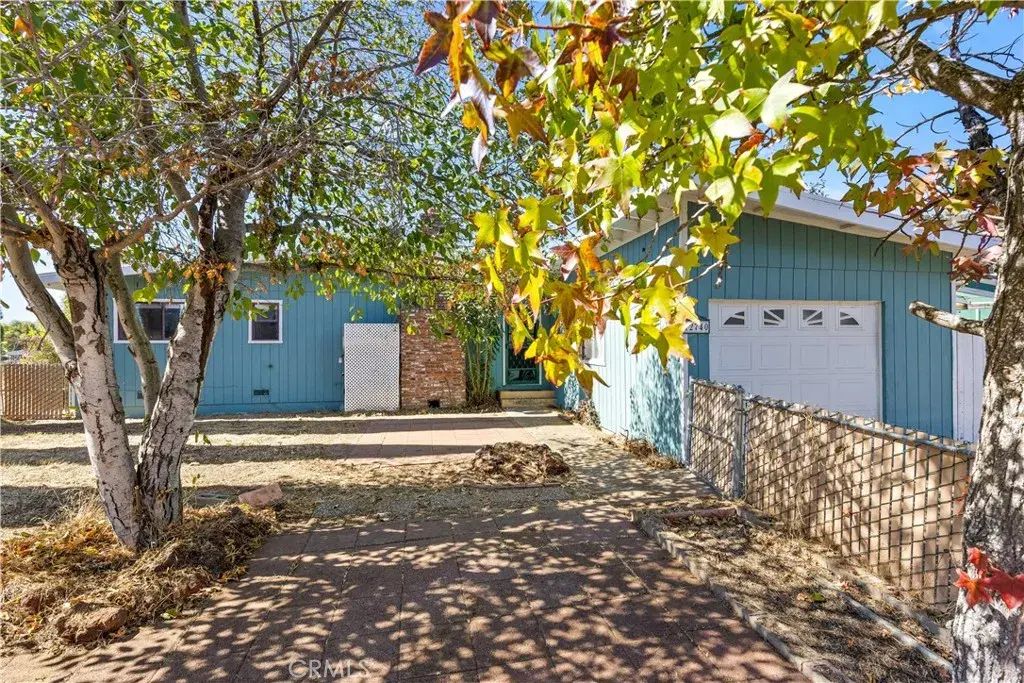 12740 Island Circle, Clearlake Oaks