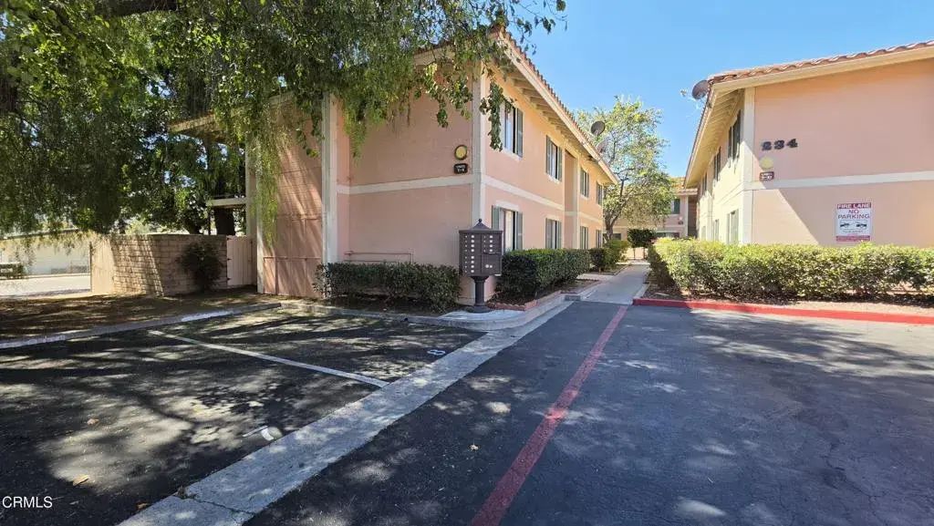 234 S Steckel Drive 6, Santa Paula