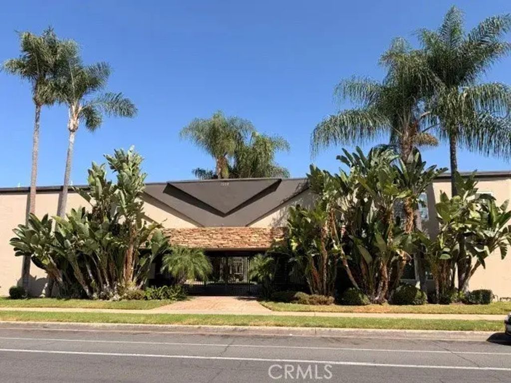 1160 E Lexington Avenue 17, El Cajon