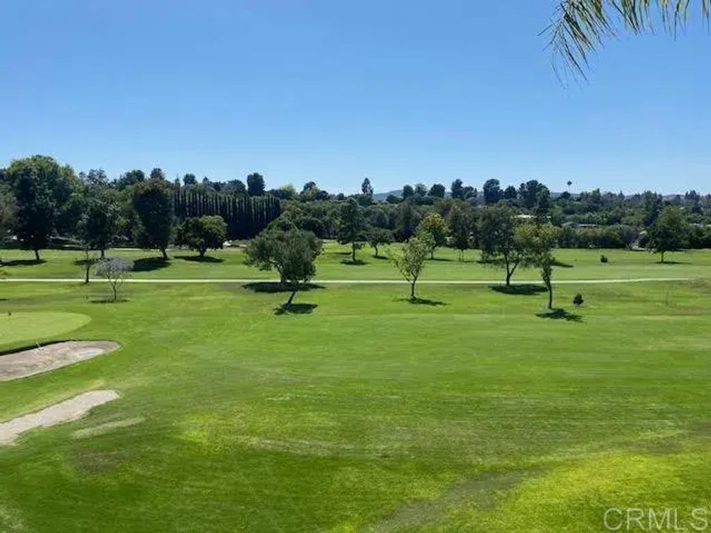 2397 Via Mariposa W #3a, Laguna Woods