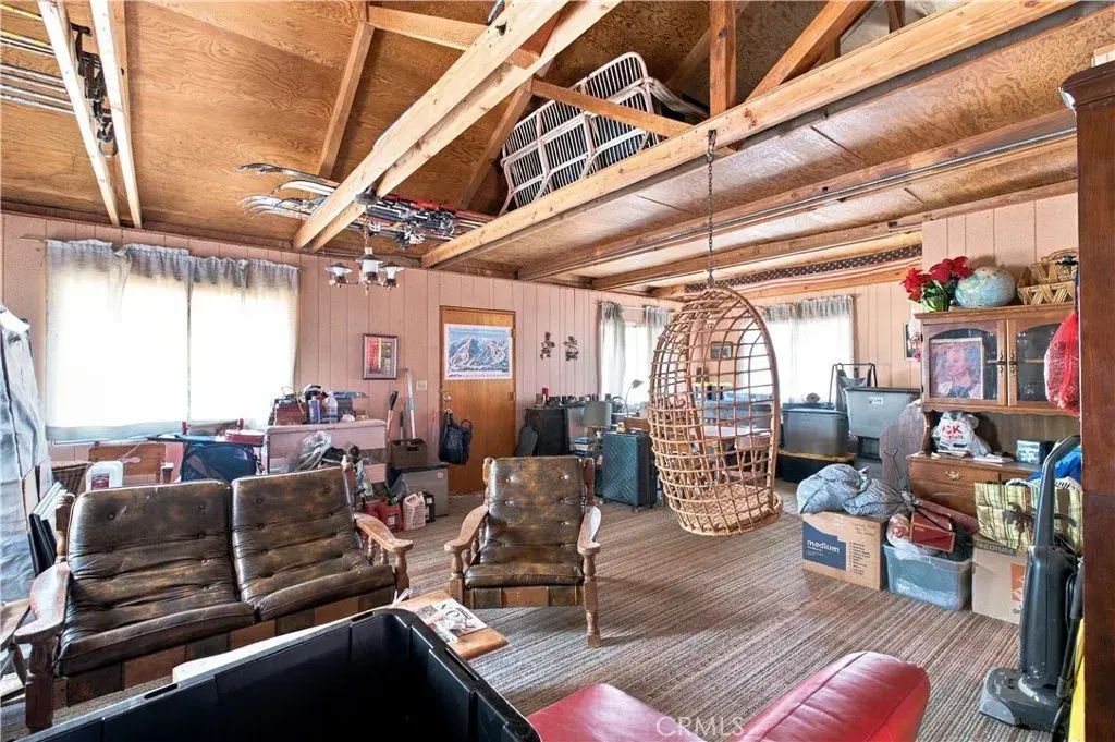 5761 Sheep Creek, Wrightwood