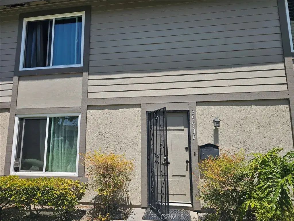 2990 Bradford D, Santa Ana
