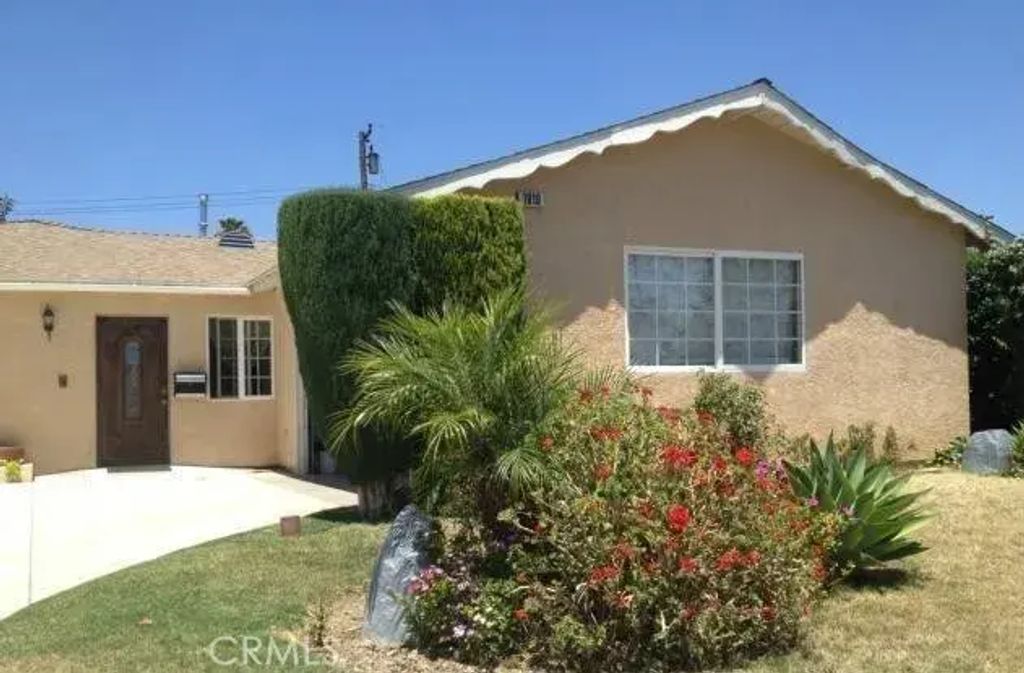 1919 E Lomita Avenue, Orange
