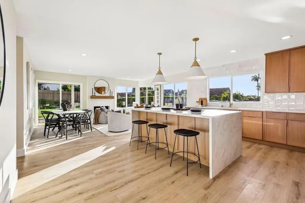 7221 Wisteria Way, Carlsbad