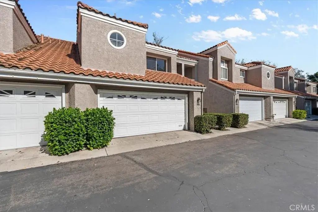 5961 Paseo Encantada, Camarillo