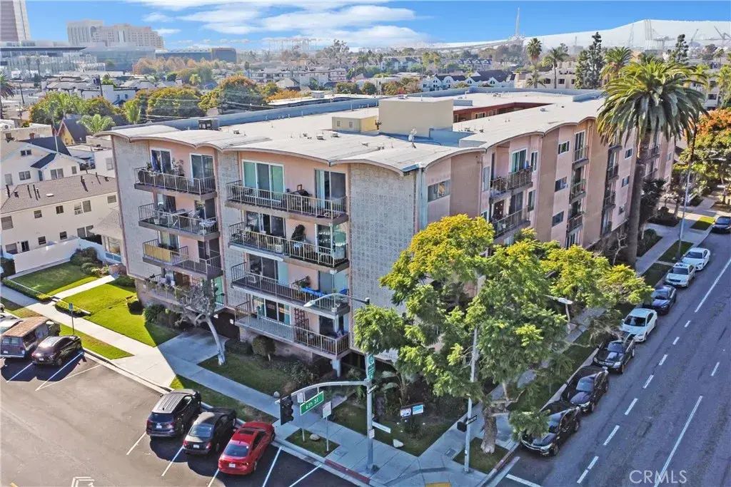 545 Chestnut Avenue 406, Long Beach