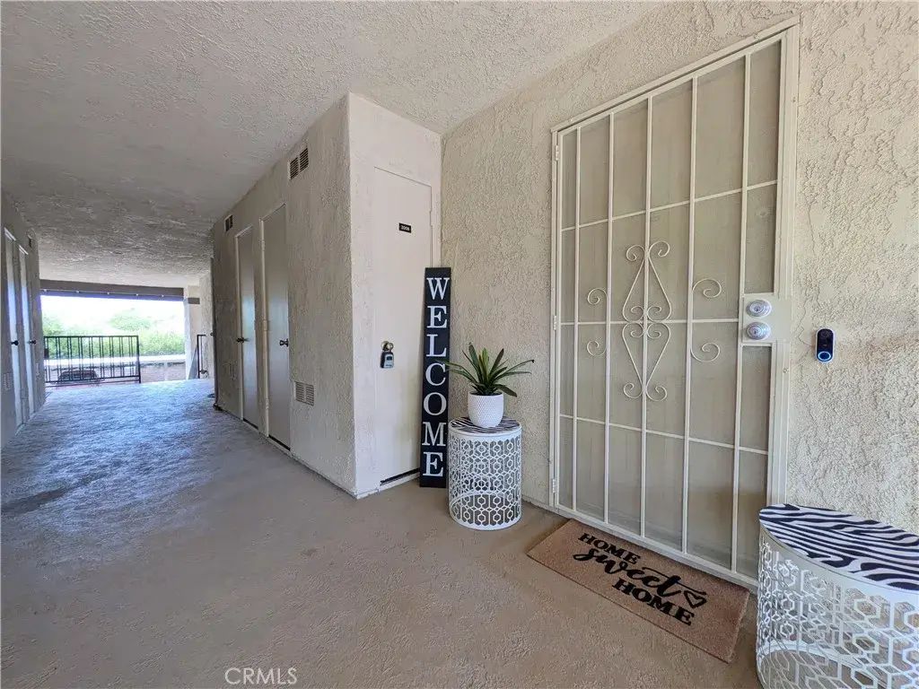 31200 Landau Boulevard 2008, Cathedral City