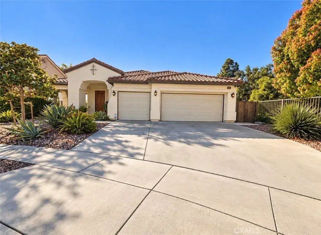 33563 Delphinium, Murrieta