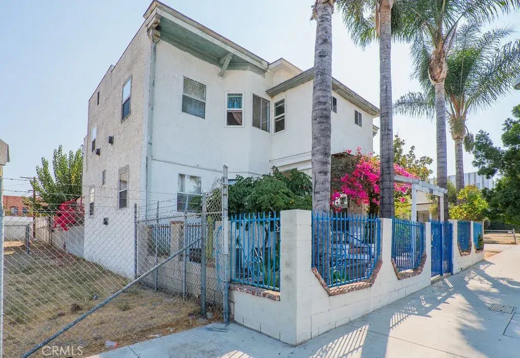 110 S Soto 6, Los Angeles