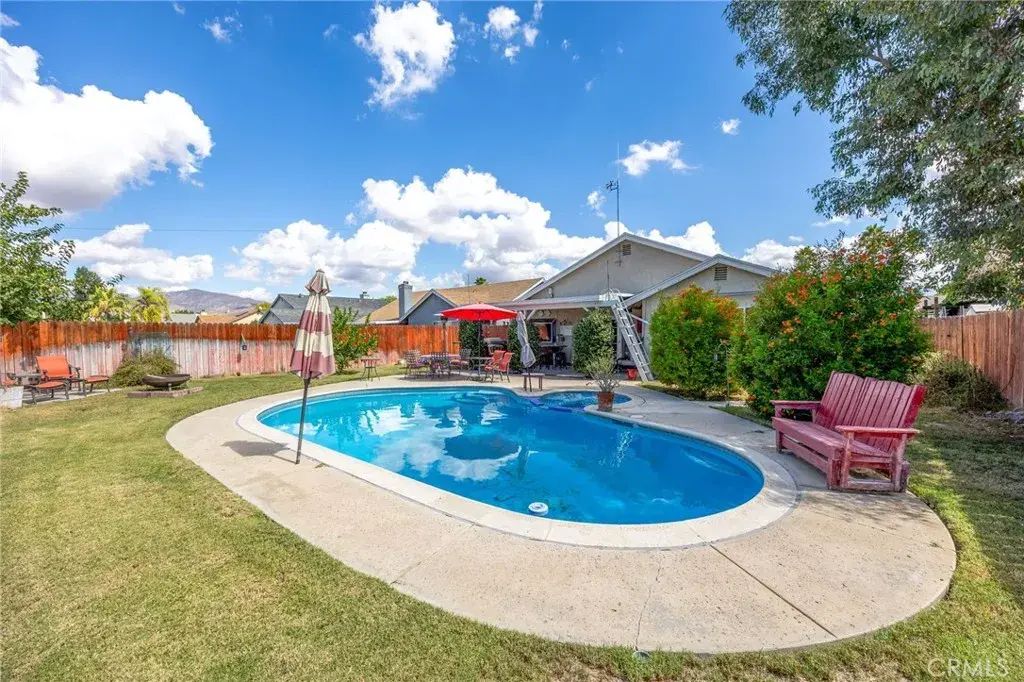 165 Mosport Street, Hemet