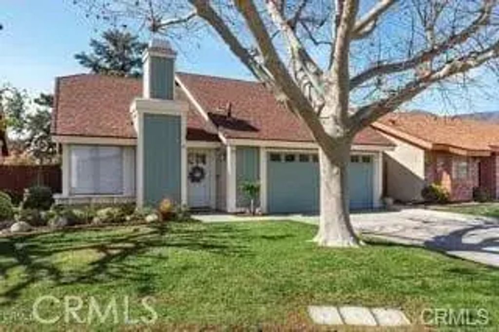113 Surrey, Fillmore
