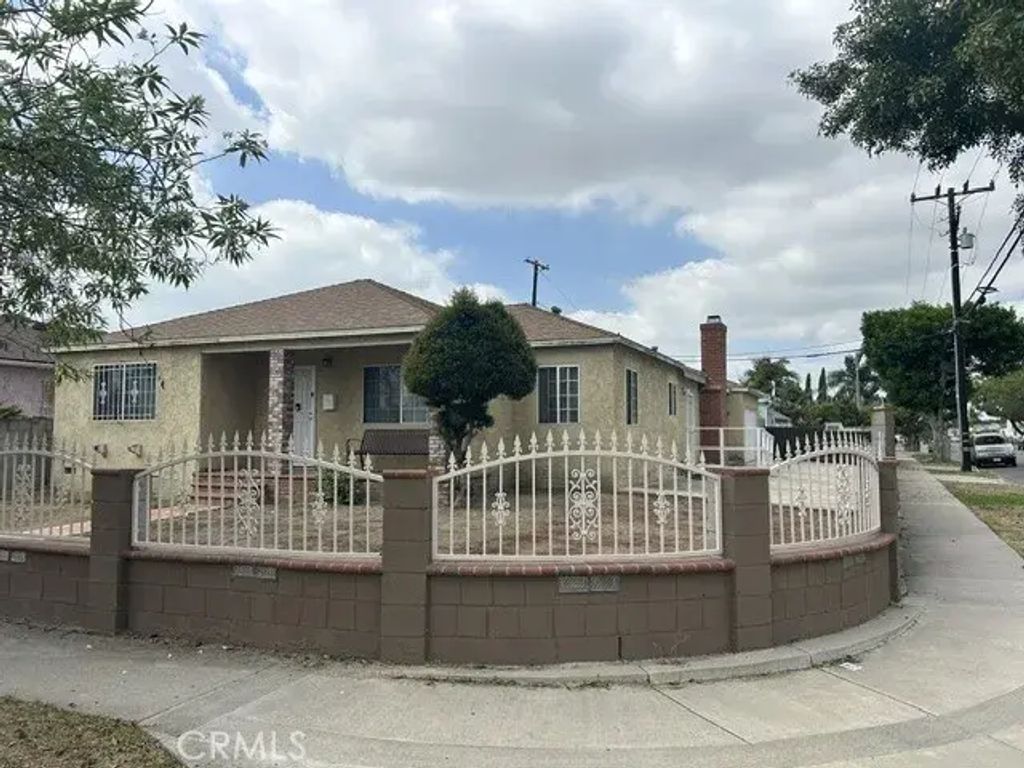 1301 S Castlegate, Compton
