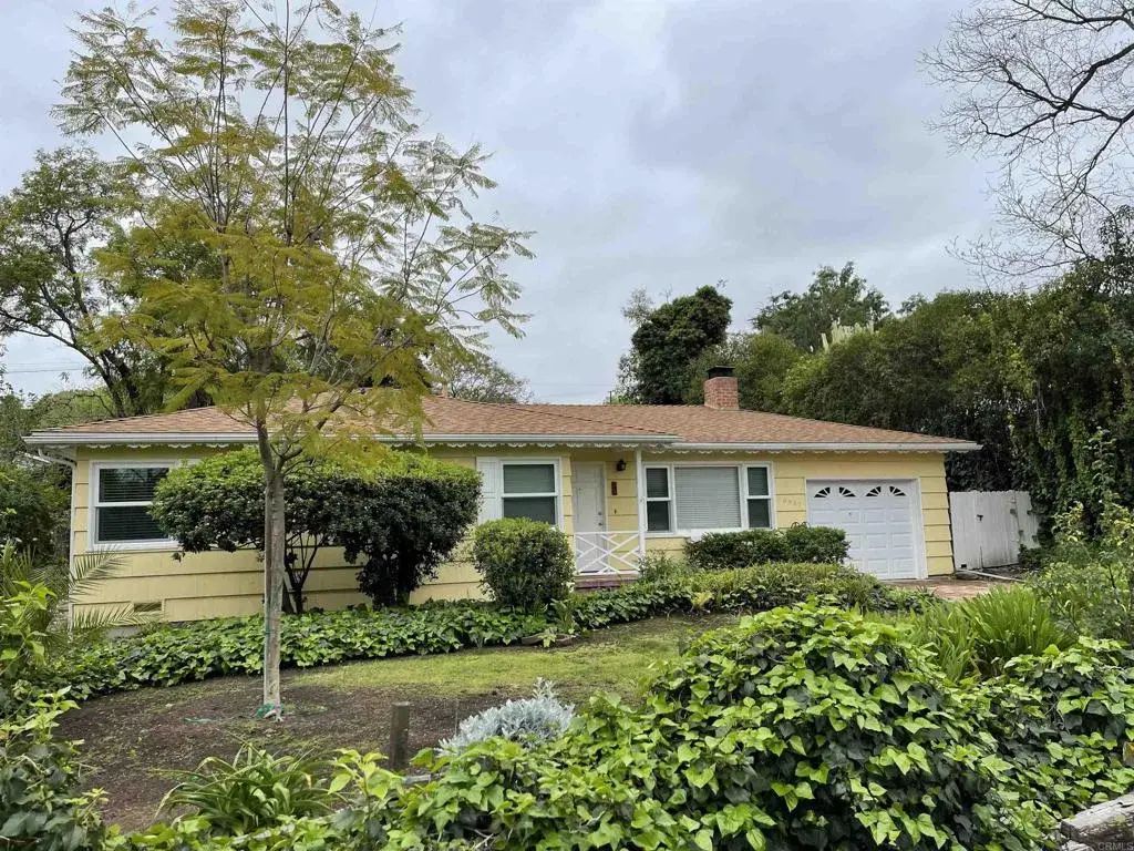 10507 Don Pico Rd, Spring Valley