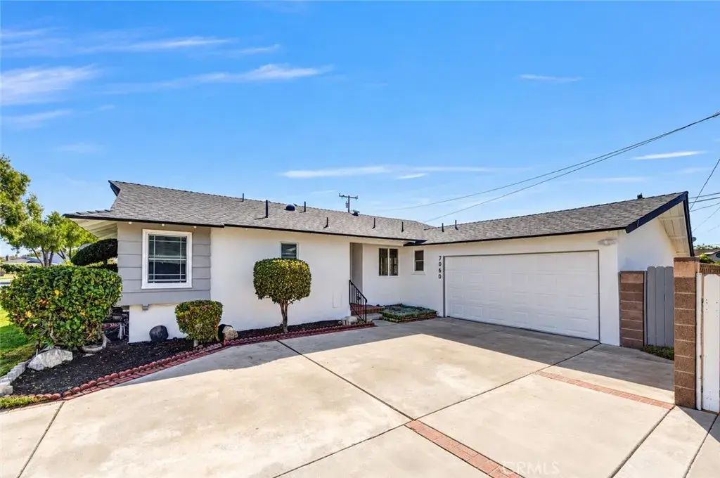 7060 Santa Ana, Buena Park