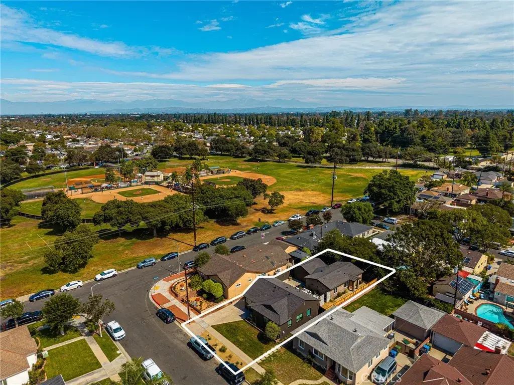 3936 Canehill, Long Beach