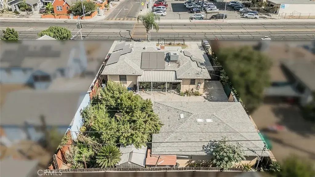 4704 E Tulare, Fresno