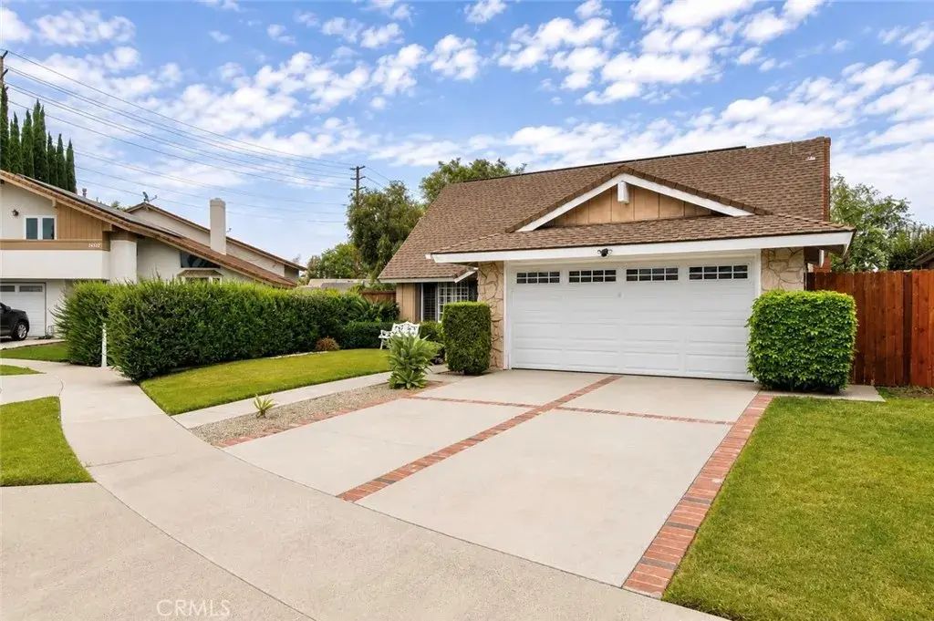 14522 Emerywood Road, Tustin