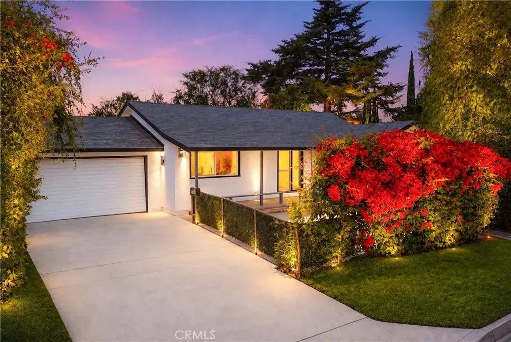 6759 N Golden West, Arcadia