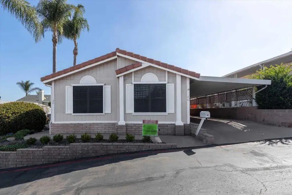 1333 Olive Ave #20, Vista