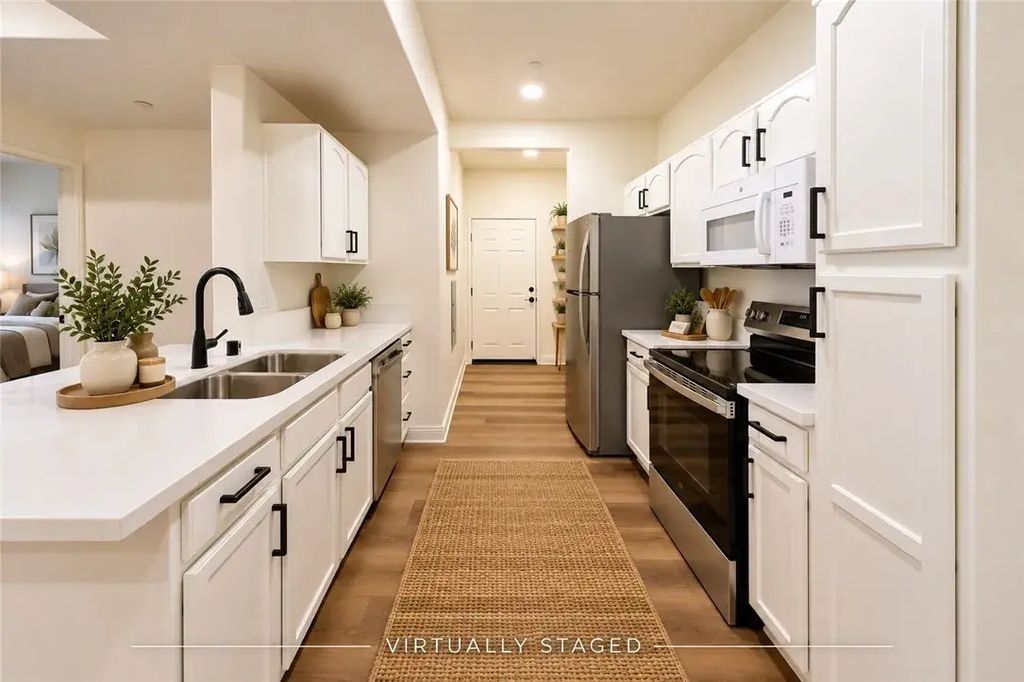 41410 Juniper St. 212, Murrieta